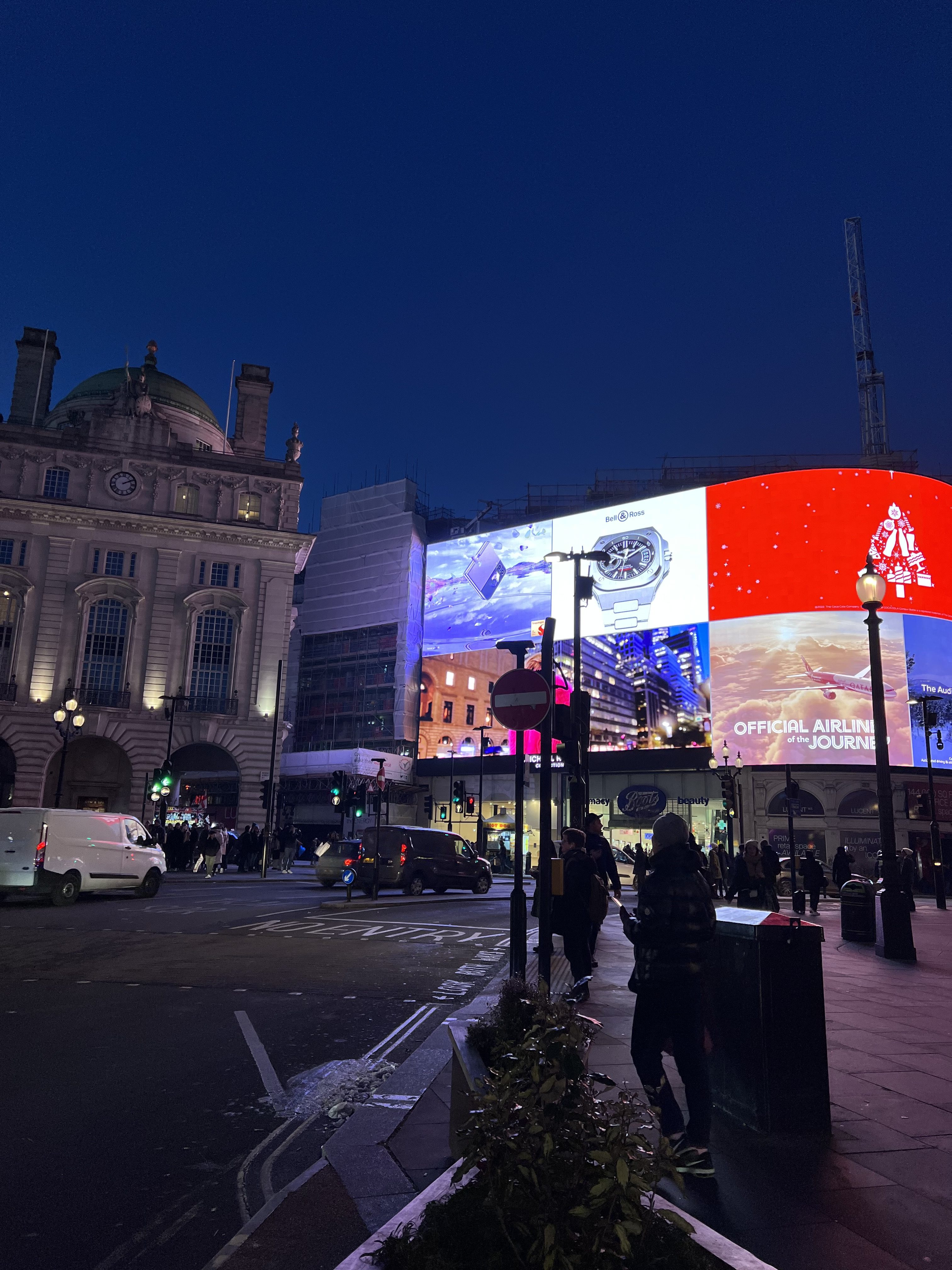 Piccadilly Circus