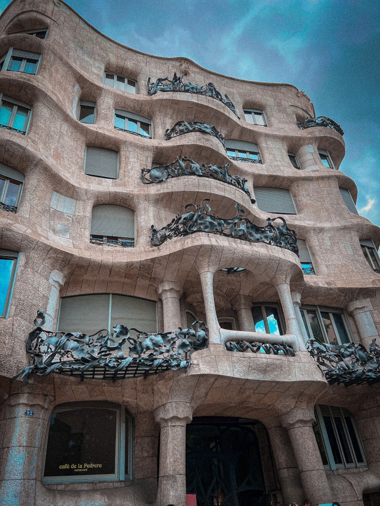 Casa Milà